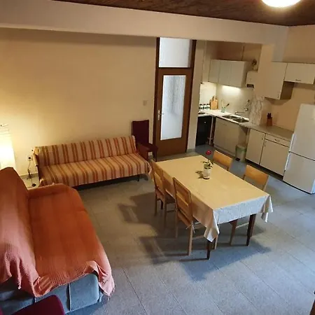 Apartment Leonora *