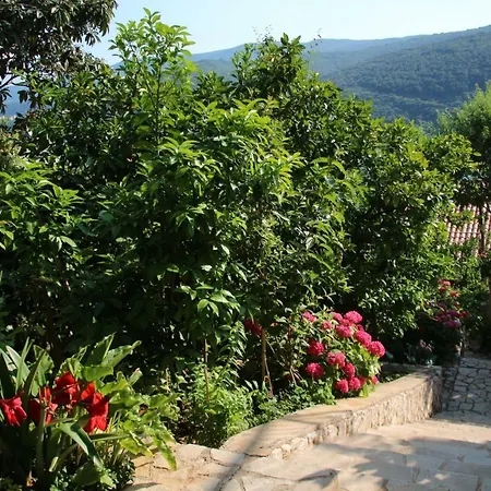 Leonora Appartamento Rabac
