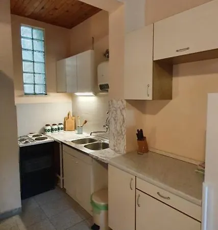 Leonora Apartment Rabac