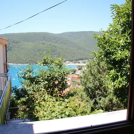 Apartment Leonora *